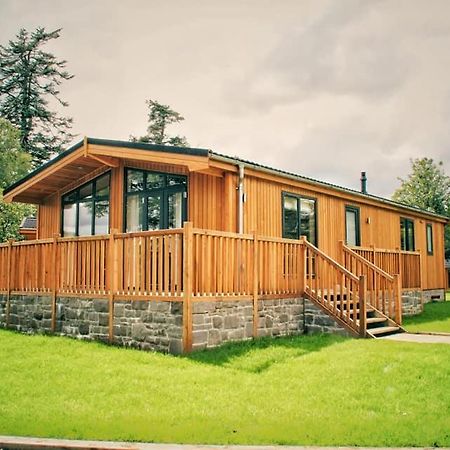 Skyline Lodge Loch Lomond Castle Lodges Balloch Εξωτερικό φωτογραφία