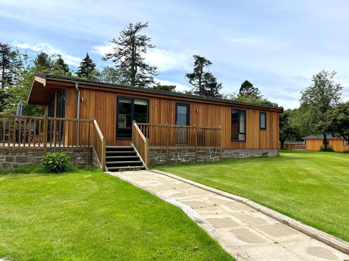 Skyline Lodge Loch Lomond Castle Lodges Balloch Εξωτερικό φωτογραφία